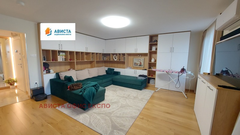 Продава 4-СТАЕН, град София, Медицинска академия • 470000 € / 919240.10 лв. • 96519523 1