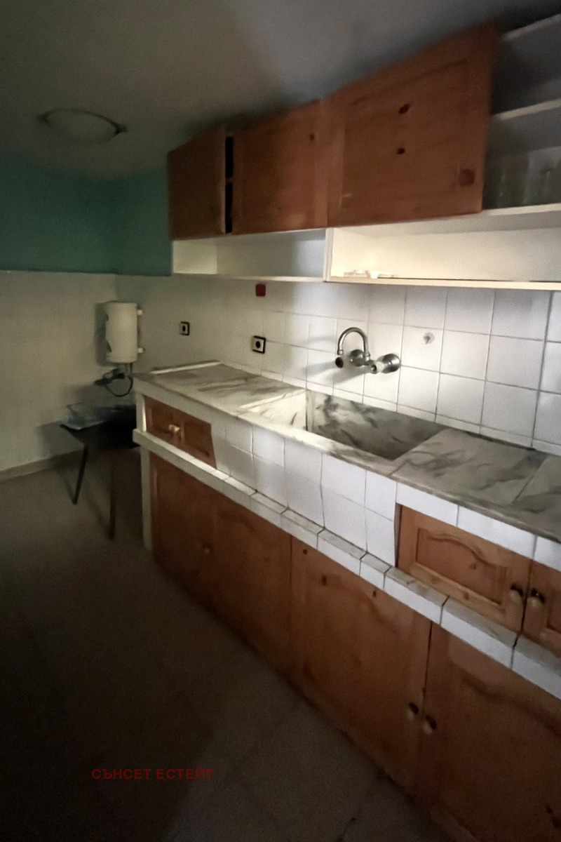 Продава ЕТАЖ ОТ КЪЩА, гр. Поморие, област Бургас, снимка 8 - Етаж от къща - 51187003