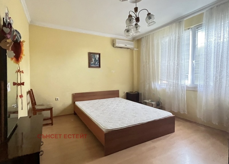 Продава ЕТАЖ ОТ КЪЩА, гр. Поморие, област Бургас, снимка 4 - Етаж от къща - 51187003