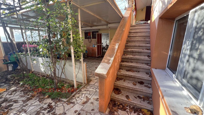 Продава ЕТАЖ ОТ КЪЩА, гр. Поморие, област Бургас, снимка 13 - Етаж от къща - 51187003