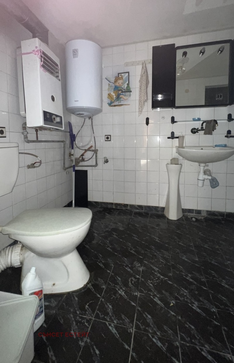 Продава ЕТАЖ ОТ КЪЩА, гр. Поморие, област Бургас, снимка 10 - Етаж от къща - 51187003