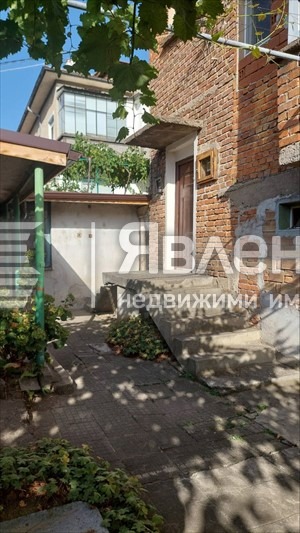 Продава ЕТАЖ ОТ КЪЩА, гр. Сопот, област Пловдив, снимка 5 - Етаж от къща - 53265563