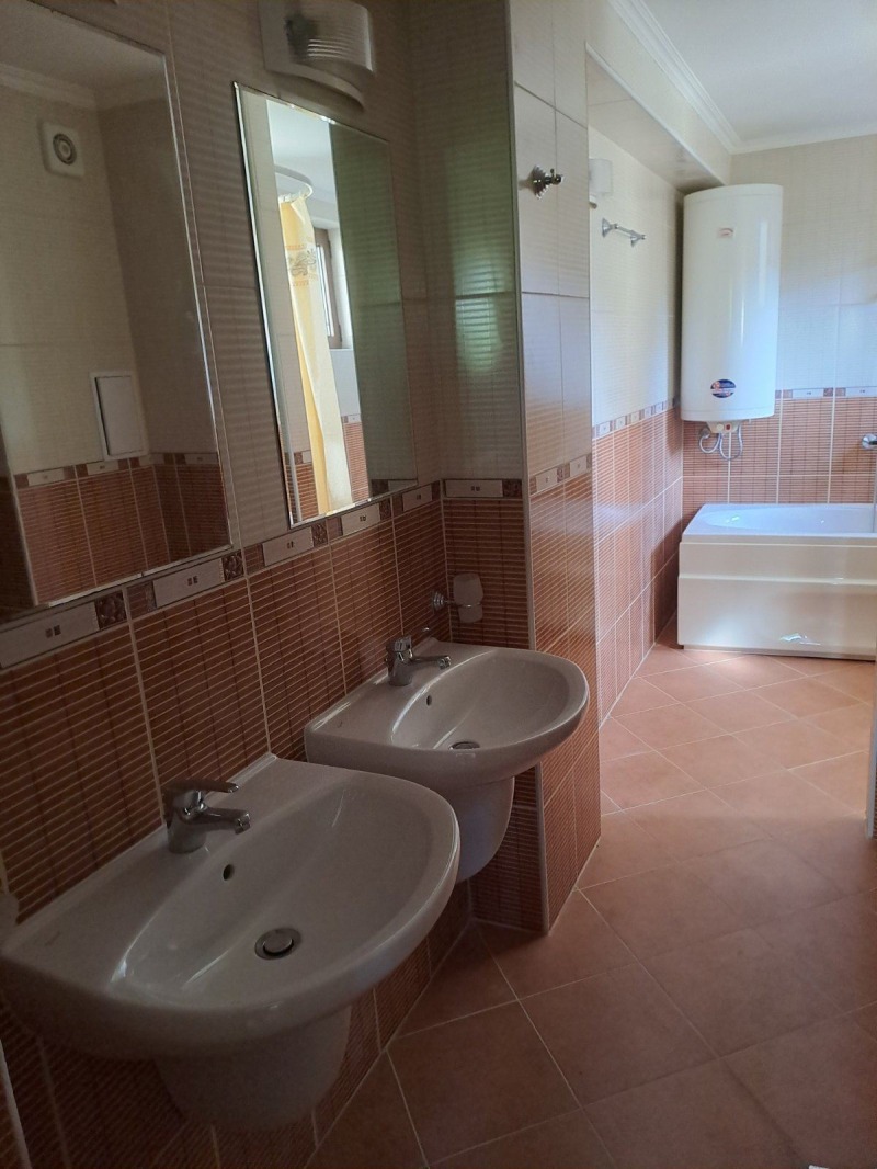 Te koop  Huis regio Boergas , Sveti Vlas , 250 m² | 87430899 - afbeelding [7]