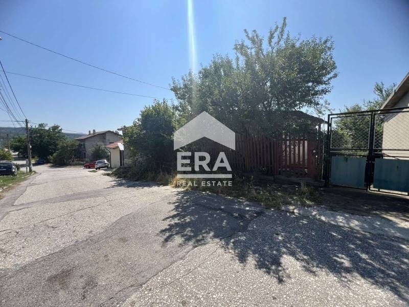 Продава КЪЩА, гр. София, гр. Нови Искър, снимка 2 - Къщи - 52985478