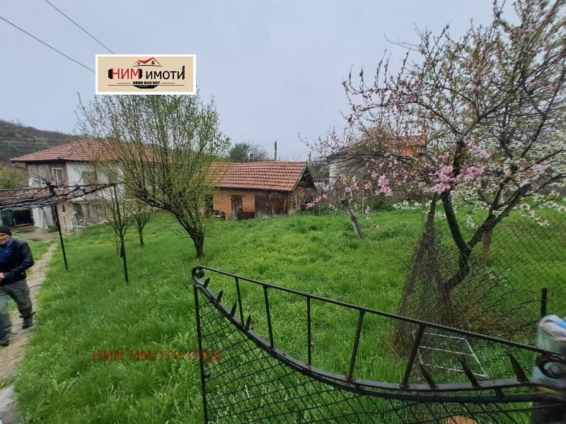 Продава КЪЩА, с. Бабинска река, област Кюстендил, снимка 2 - Къщи - 53059489