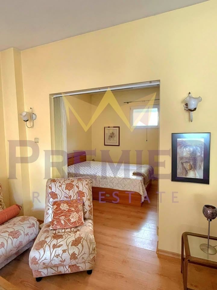 Продава КЪЩА, гр. Варна, Център, снимка 8 - Къщи - 53646528