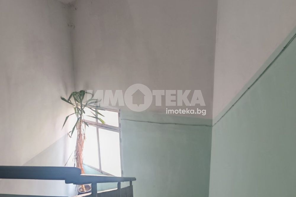 Продава 2-СТАЕН, гр. Пловдив, Тракия