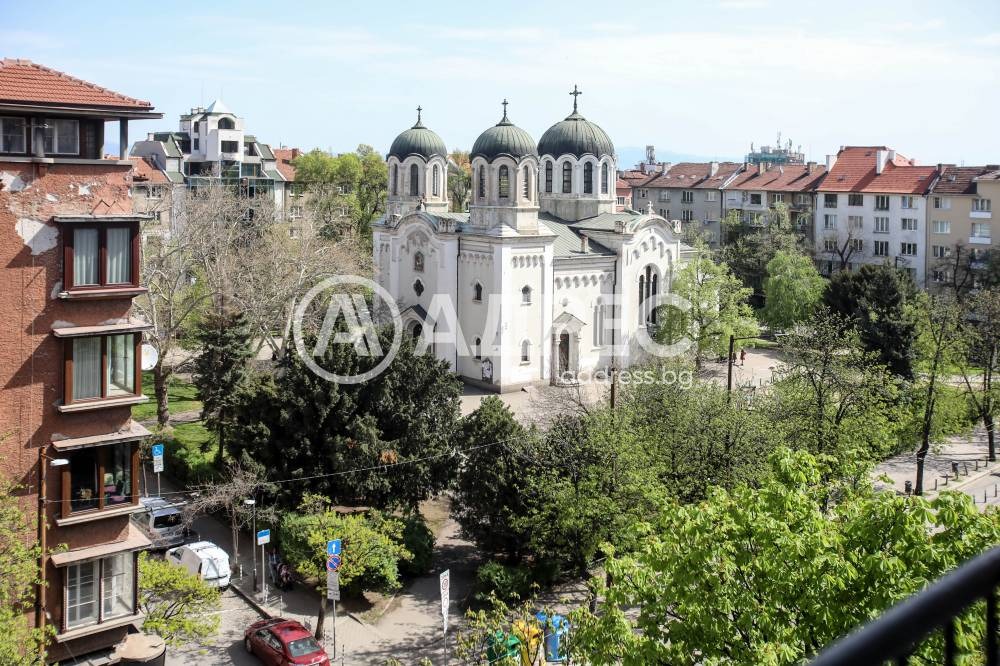 Продава 3-СТАЕН, гр. София, Център, снимка 2 - Апартаменти - 51249156