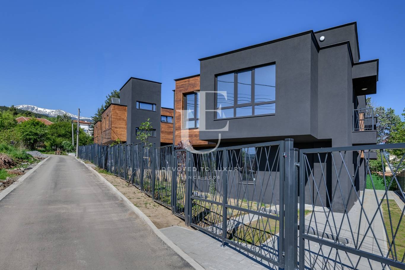 Продава КЪЩА, гр. София, м-т Камбаните, снимка 9 - Къщи - 53491793