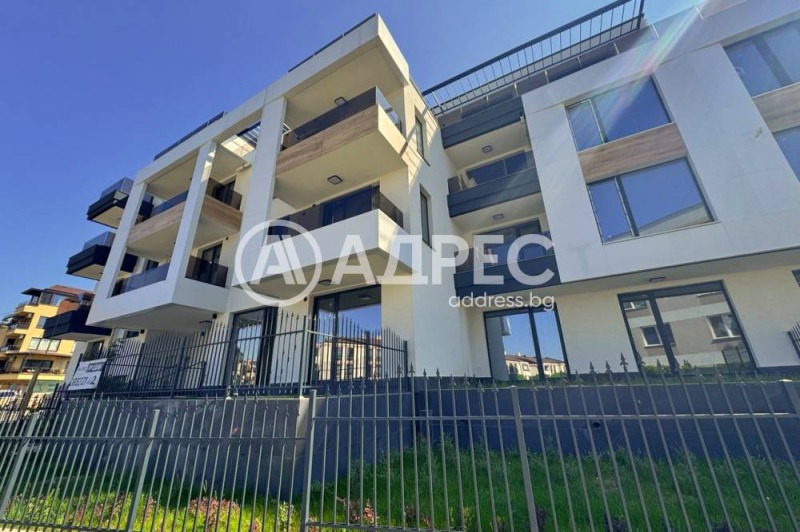 In vendita  2 camere da letto Sofia , Vitosha , 84 mq | 50468139