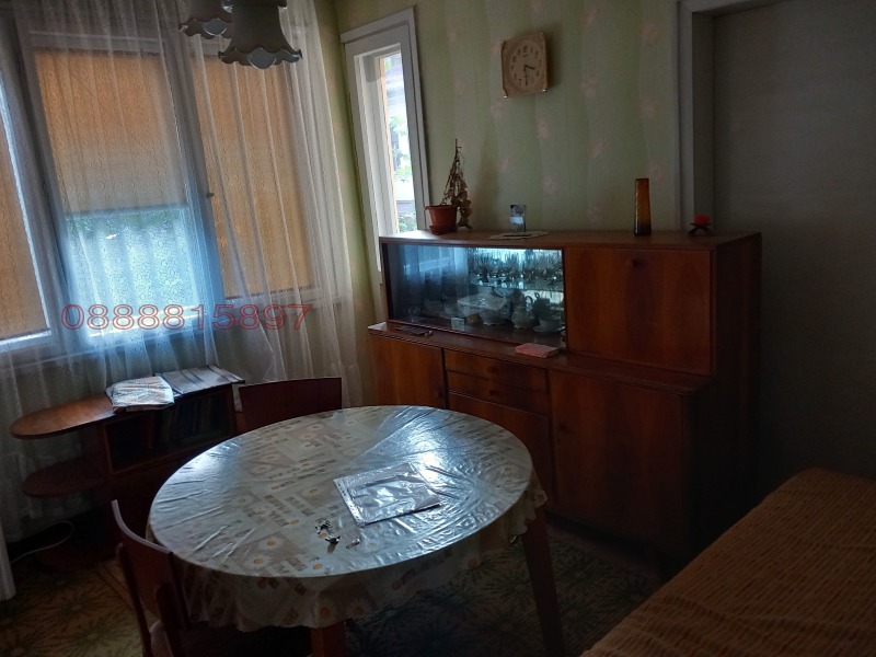 Продава 4-СТАЕН, гр. Добрич, Център, снимка 6 - Апартаменти - 52784095