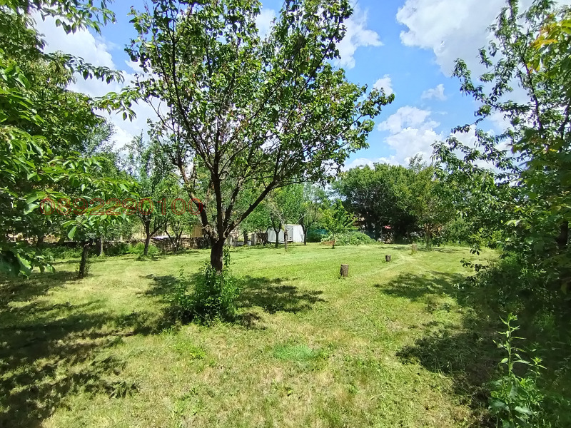 Продава ПАРЦЕЛ, с. Пороище, област Разград