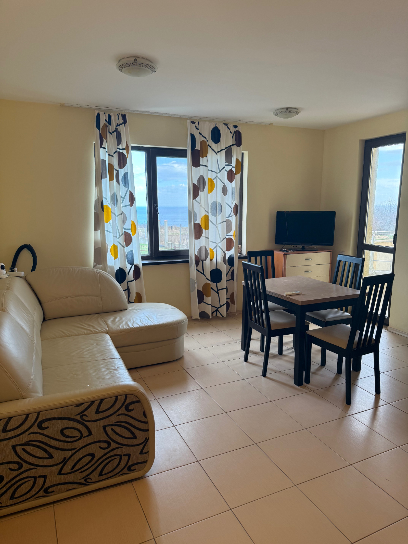 Продава 2-СТАЕН, гр. Бяла, област Варна, снимка 16 - Апартаменти - 54228721