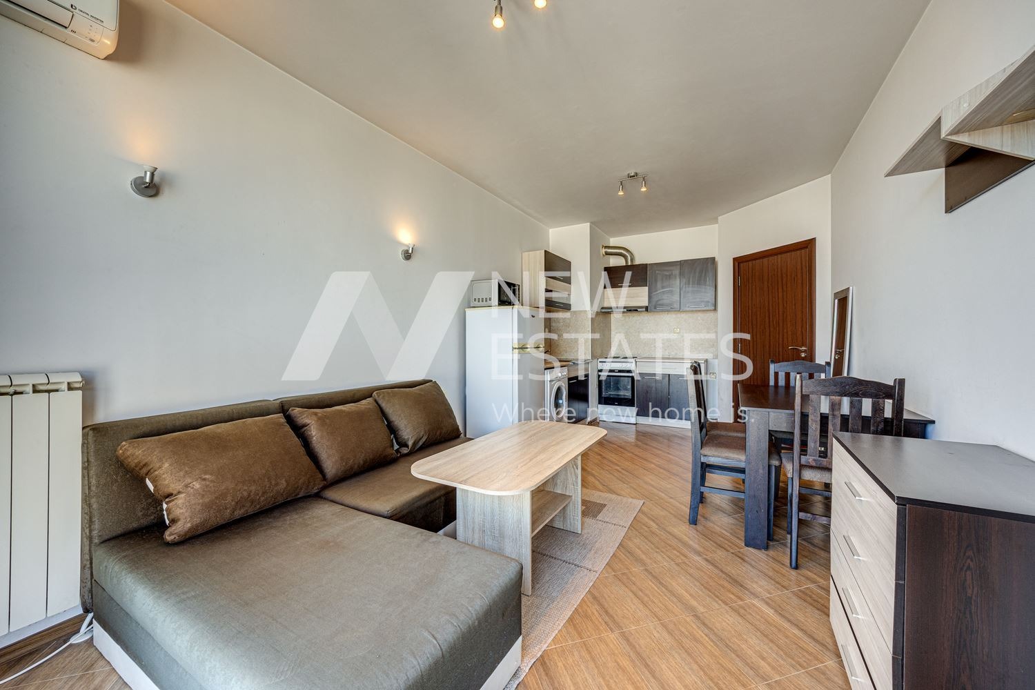 Продава 2-СТАЕН, гр. София, Младост 4