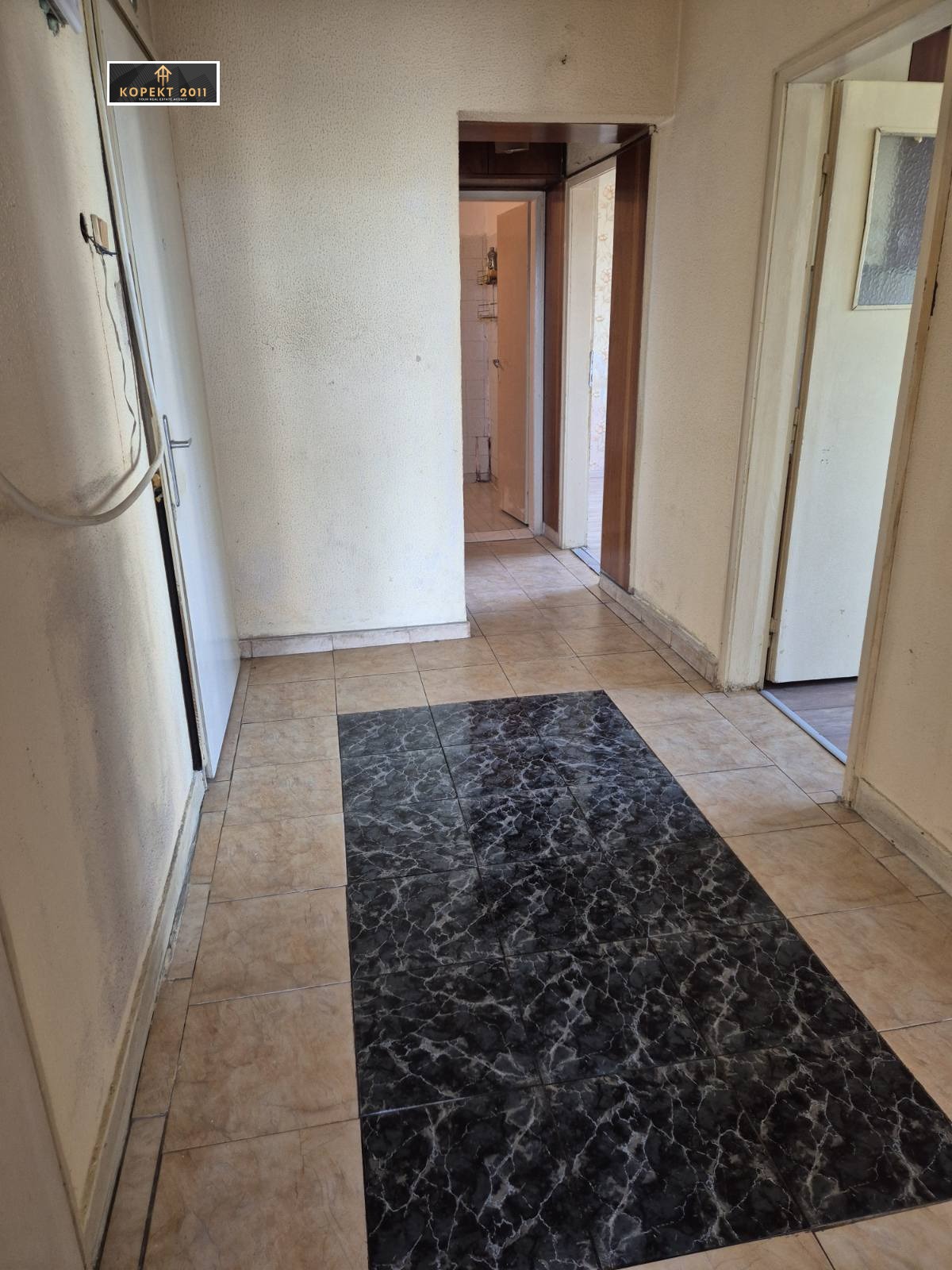 Продава 3-СТАЕН, гр. Русе, Широк център, снимка 2 - Апартаменти - 52602721