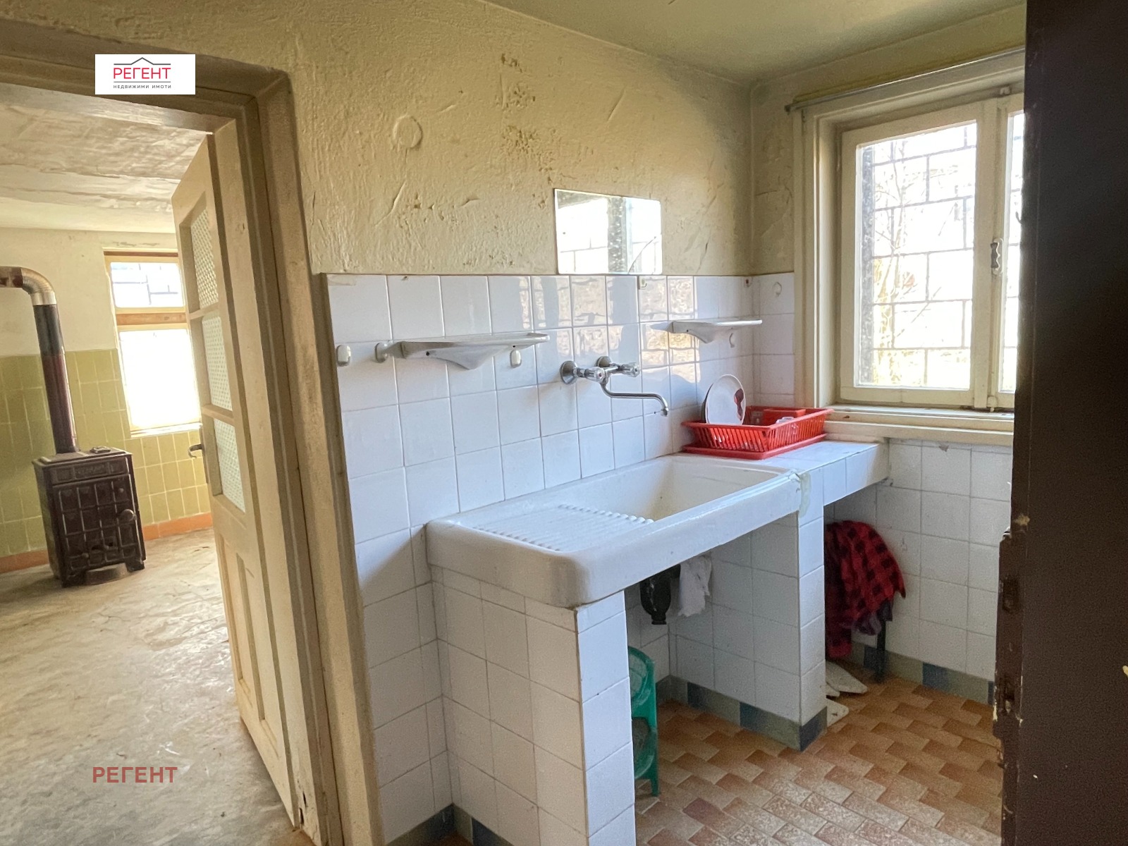 Продава КЪЩА, с. Столът, област Габрово, снимка 11 - Къщи - 54118665