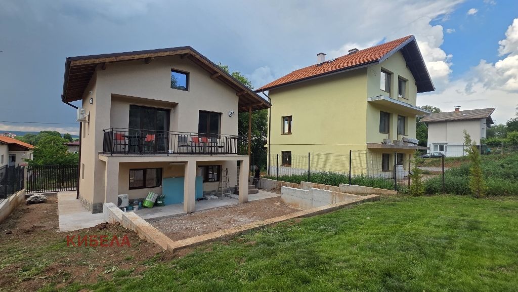 Продава КЪЩА, с. Ноевци, област Перник