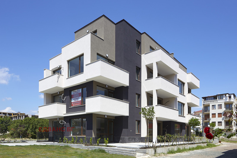 На продаж  1 спальня область Бургас , Равда , 73 кв.м | 92923053