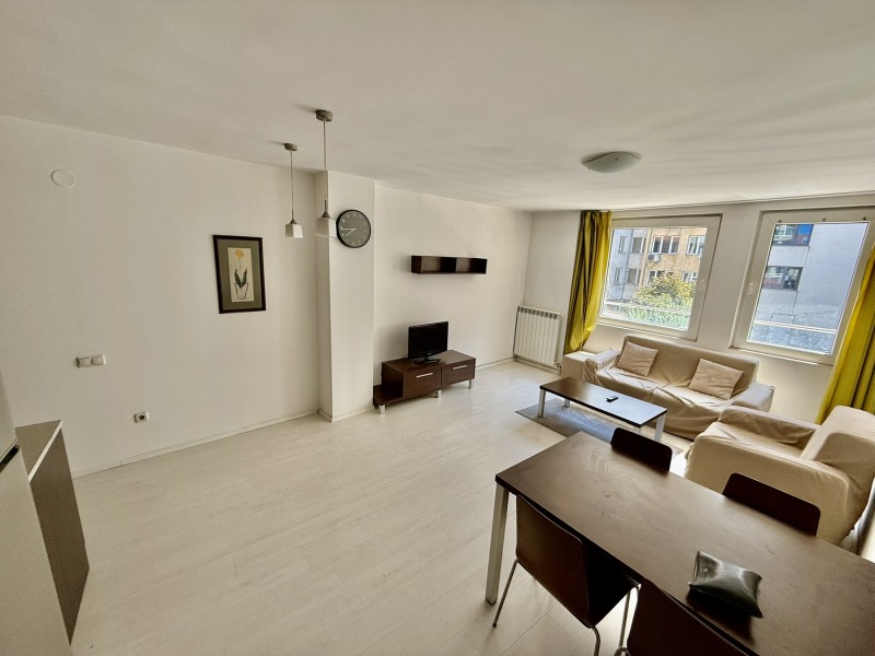 Продава  3-стаен град София , Иван Вазов , 100 кв.м | 47955392