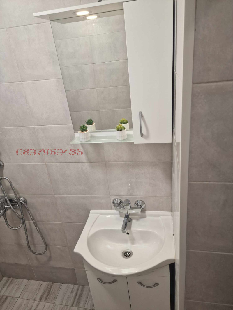 Продава 3-СТАЕН, гр. Добрич, Център, снимка 12 - Апартаменти - 52811439