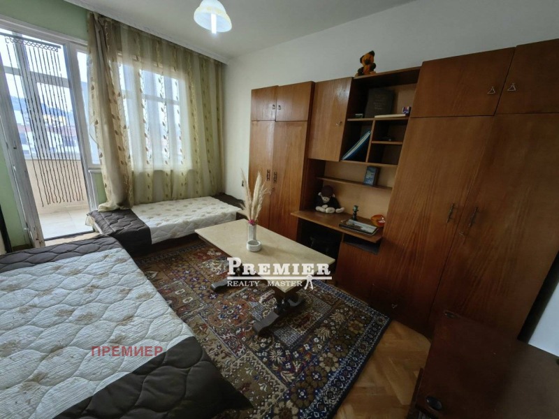 Продава 3-СТАЕН, гр. Карнобат, област Бургас, снимка 13 - Апартаменти - 53323427