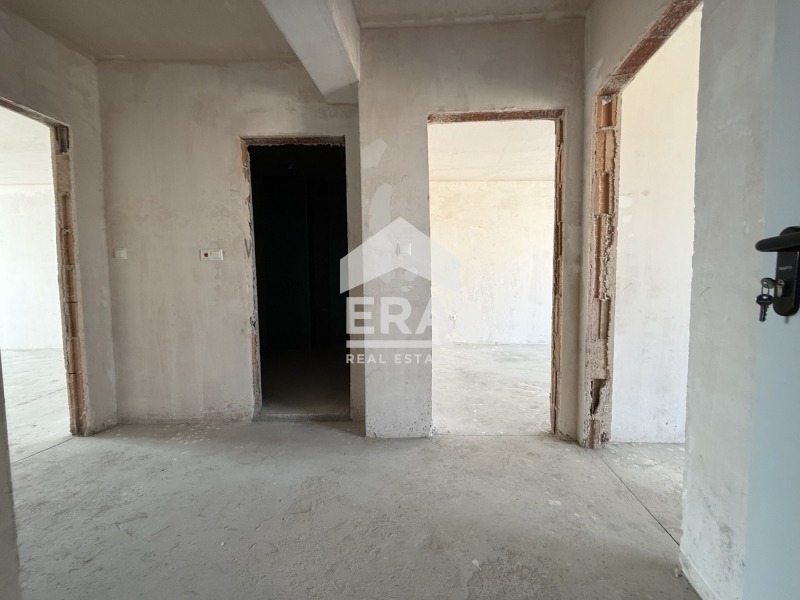 Продава 3-СТАЕН, гр. Варна, Погреби, снимка 3 - Апартаменти - 55946980