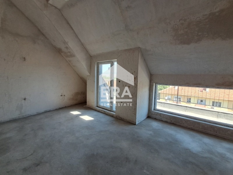 Продава 3-СТАЕН, гр. Варна, Погреби, снимка 2 - Апартаменти - 55946980