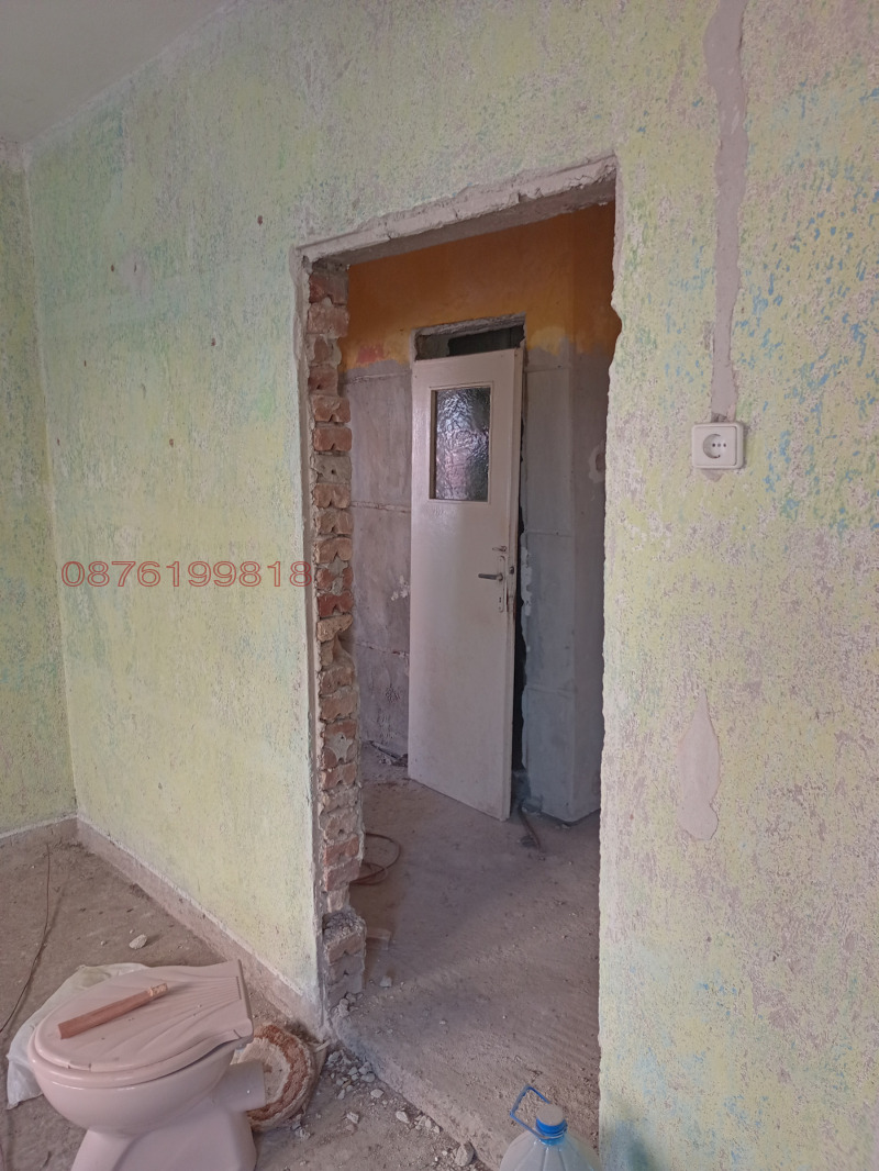 Продава  Етаж от къща град Шумен , Басейна , 81 кв.м | 67707075 - изображение [5]