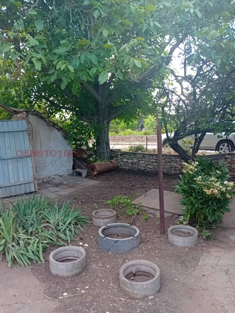 Продава КЪЩА, с. Ваклино, област Добрич, снимка 2 - Къщи - 52769939