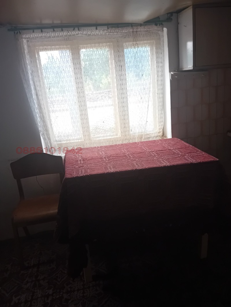 Продава КЪЩА, с. Ваклино, област Добрич, снимка 16 - Къщи - 52769939