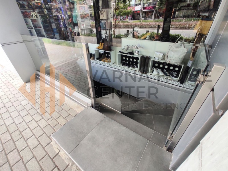 Eladó  Üzlet Varna , Centralna poshta , 25 négyzetméter | 85313064 - kép [3]