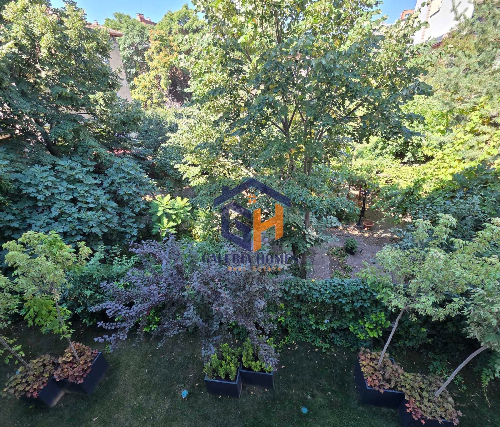 Продава 2-СТАЕН, гр. София, Център, снимка 2 - Апартаменти - 55801209