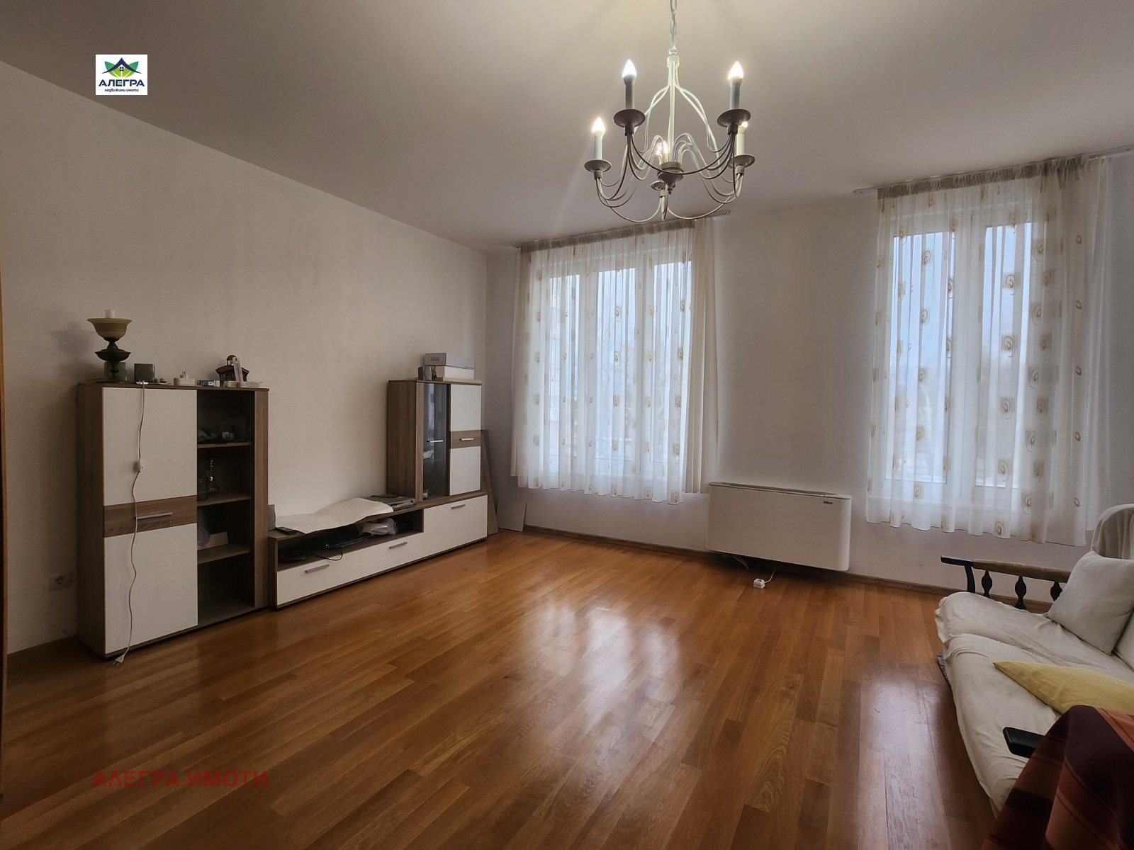 Продава 4-СТАЕН, гр. Пазарджик, Център, снимка 2 - Апартаменти - 52225228