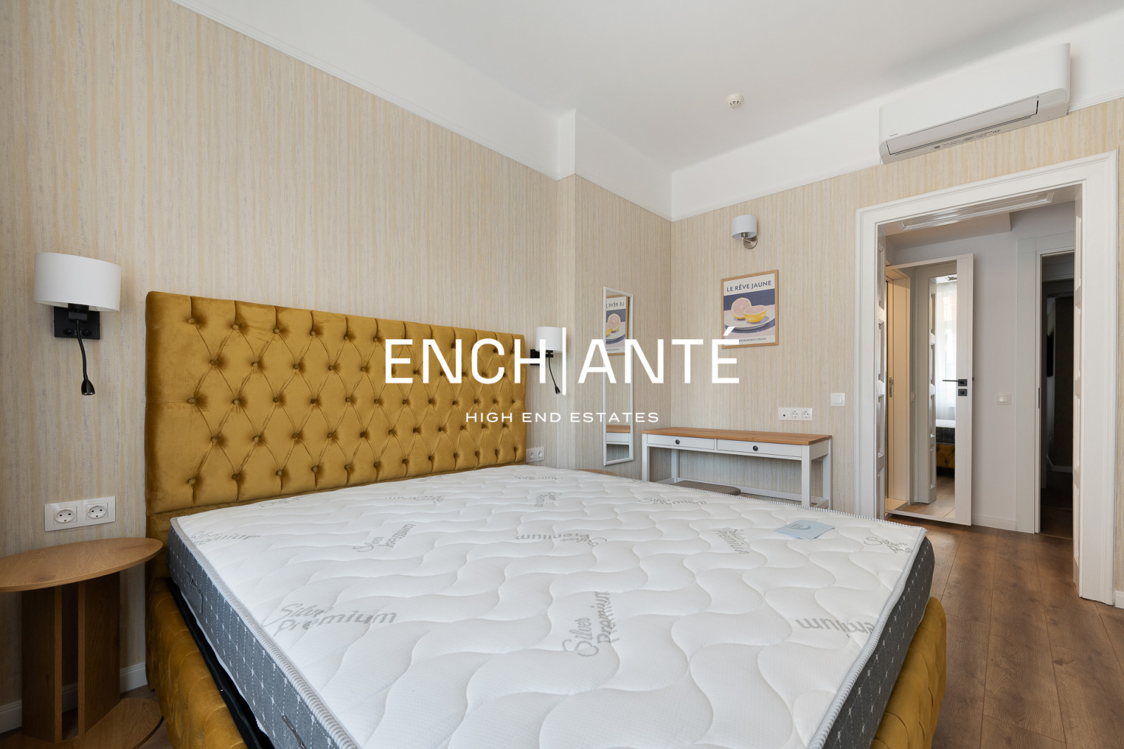Продава ХОТЕЛ, гр. София, Център, снимка 2 - Хотели - 56060729