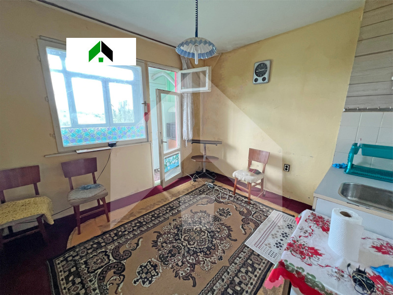 Myytävänä  Studio Shumenin alue , Novi pazar , 46 neliömetriä | 20844218