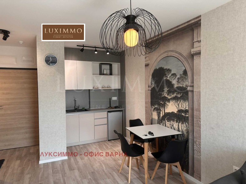 En venta  1 dormitorio Varna , k.k. Sv.Sv. Konstantin i Elena , 54 metros cuadrados | 95689121 - imagen [3]