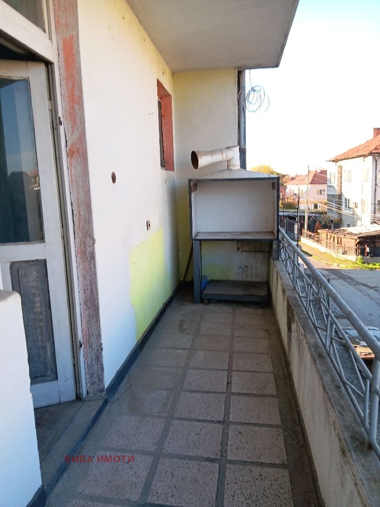 Продава ЕТАЖ ОТ КЪЩА, гр. Пловдив, Прослав, снимка 10 - Етаж от къща - 52429121