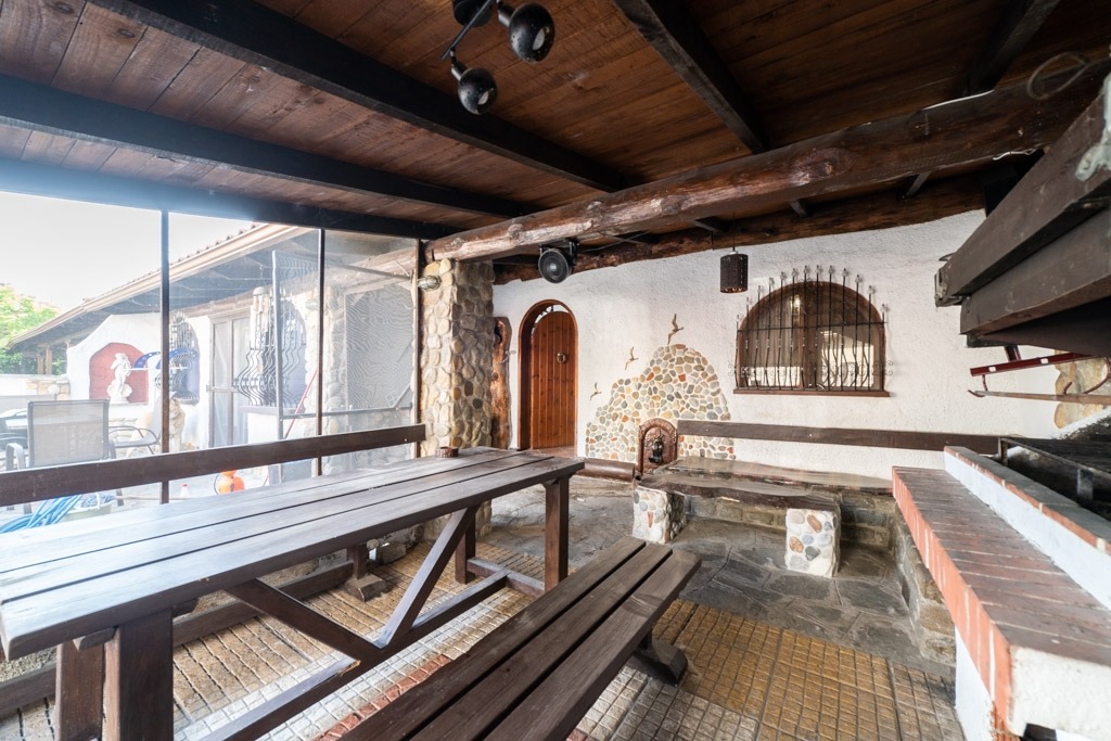 Продава КЪЩА, гр. Бургас, Център, снимка 16 - Къщи - 55120845