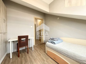 2 Schlafzimmer Zentar, Sofia 5