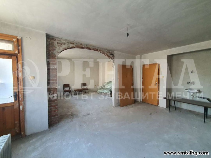 À venda  2 quartos Plovdiv , Karchiiaka , 117 m² | 40237628 - imagem [2]