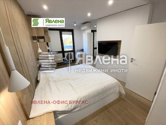 Продава МНОГОСТАЕН, гр. Бургас, Център, снимка 7 - Aпартаменти - 48120959