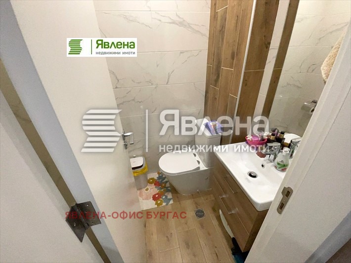 Продава МНОГОСТАЕН, гр. Бургас, Център, снимка 6 - Aпартаменти - 48120959