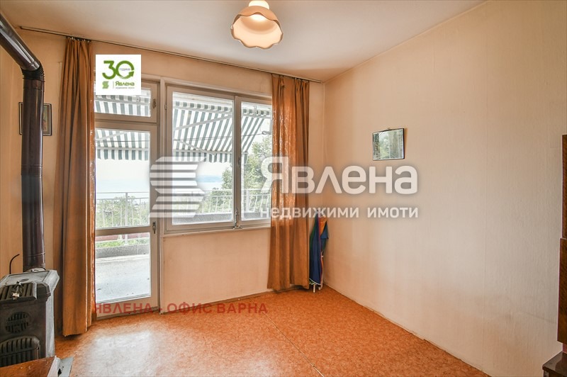 Продава КЪЩА, гр. Варна, Бриз, снимка 12 - Къщи - 47503220