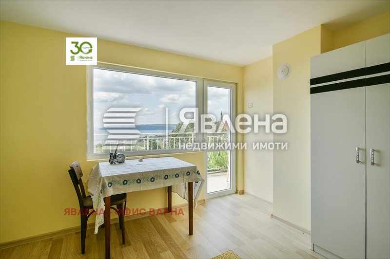 Продава КЪЩА, гр. Варна, Бриз, снимка 14 - Къщи - 47503220