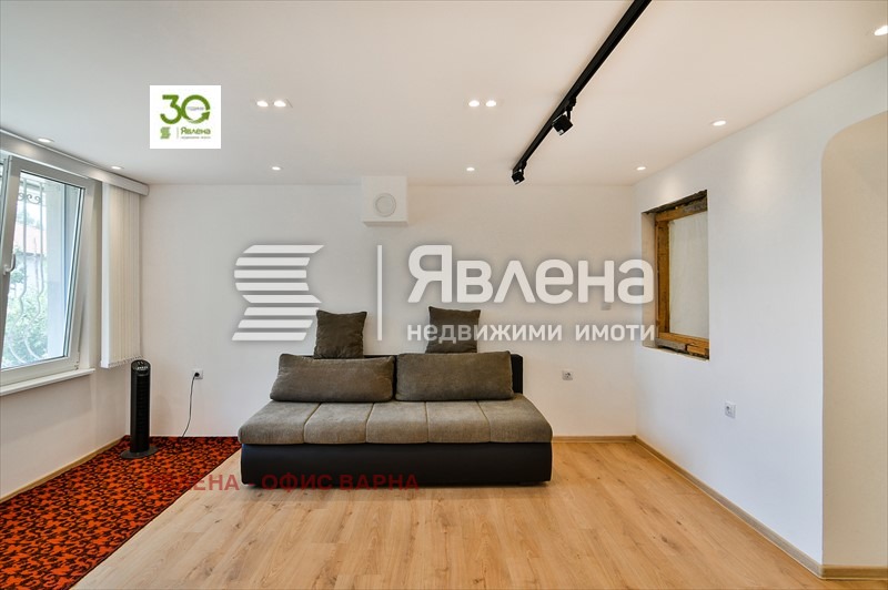 Продава КЪЩА, гр. Варна, Бриз, снимка 7 - Къщи - 47503220