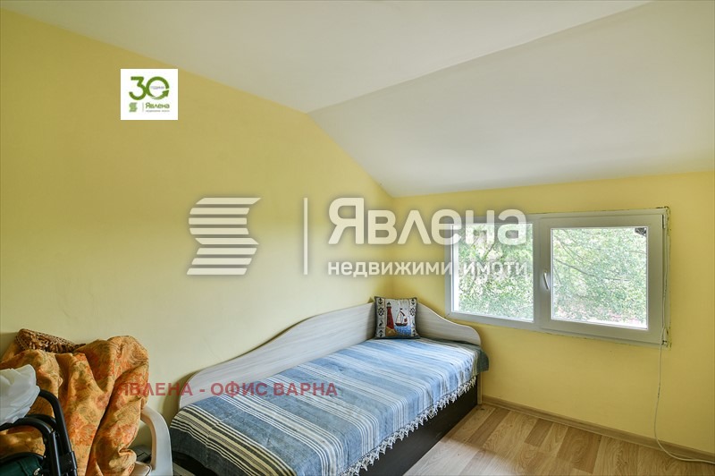 Продава КЪЩА, гр. Варна, Бриз, снимка 15 - Къщи - 47503220