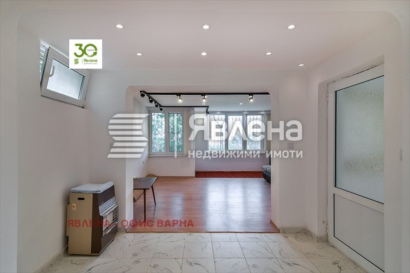 Продава КЪЩА, гр. Варна, Бриз, снимка 8 - Къщи - 47503220