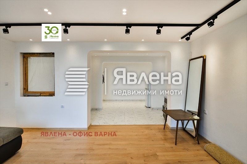 Продава КЪЩА, гр. Варна, Бриз, снимка 5 - Къщи - 47503220