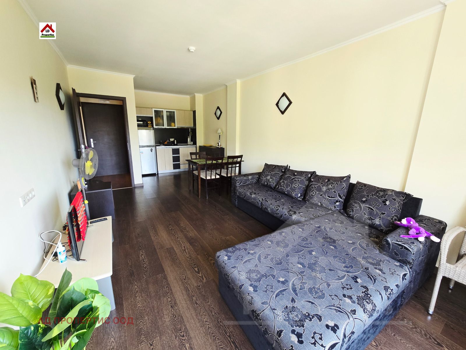Продава  2-стаен град Варна , к.к. Златни пясъци , 67 кв.м | 41758235