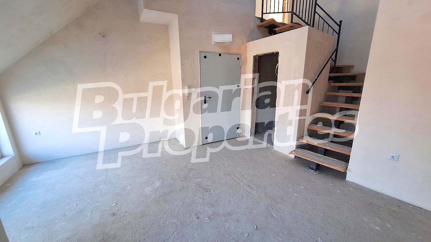 Продава МЕЗОНЕТ, гр. Варна, Център, снимка 3 - Апартаменти - 56325819